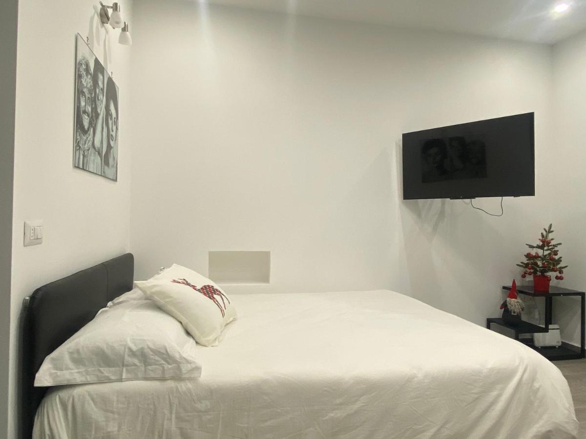 The Nest Of Via Toledo Apartment Napoli Exterior foto
